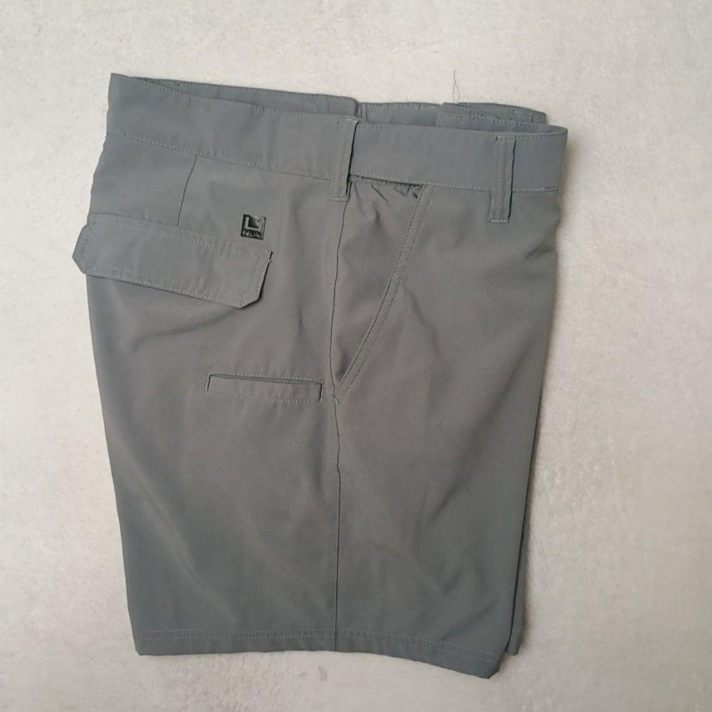 Huk Fishing Shorts Mens 35 Gray 6" Pursuit Cargo Microfiber Stretch Pockets